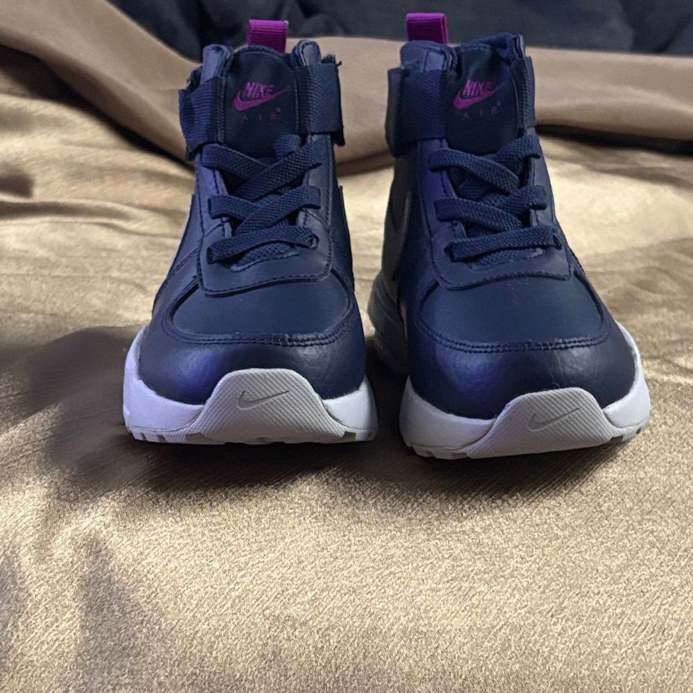 Nike Kids Dark Blue and Pink High-Top Sneakers